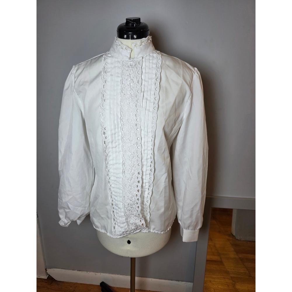 Lauren Lee Vintage White Lace Bib Blouse Mock Neck Victorian Cottagecore 12